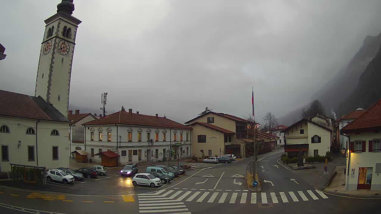 Cámara web en vivo Centro de la ciudad de Kobarid – Valle de Soča – Eslovenia