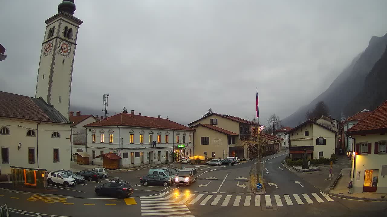 Cámara web en vivo Centro de la ciudad de Kobarid – Valle de Soča – Eslovenia