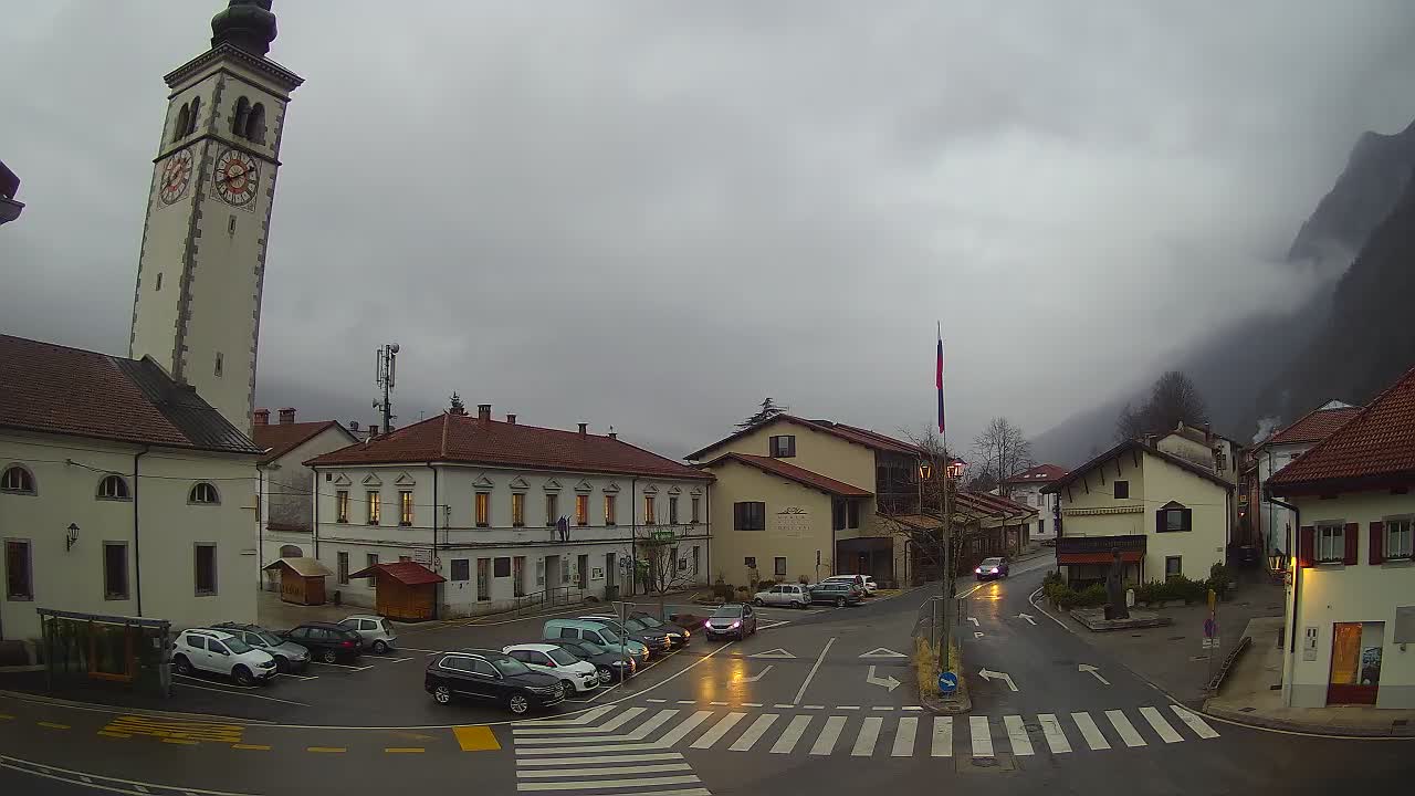 Cámara web en vivo Centro de la ciudad de Kobarid – Valle de Soča – Eslovenia