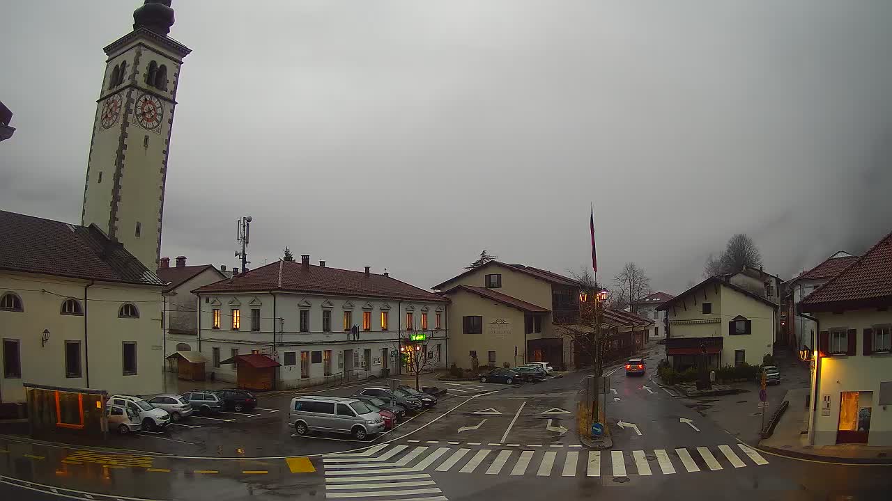 Cámara web en vivo Centro de la ciudad de Kobarid – Valle de Soča – Eslovenia