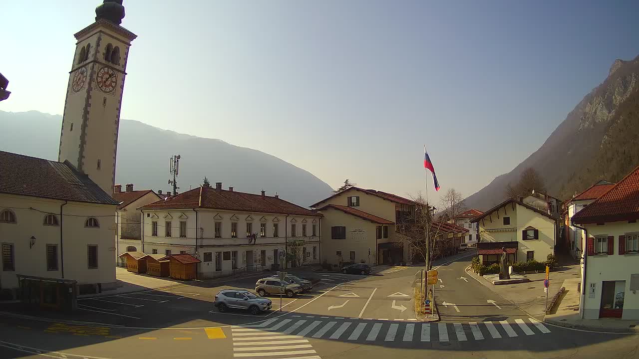 Cámara web en vivo Centro de la ciudad de Kobarid – Valle de Soča – Eslovenia