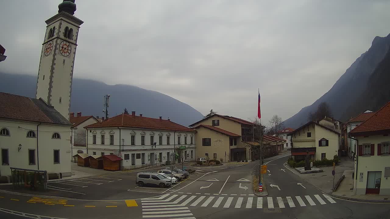 Cámara web en vivo Centro de la ciudad de Kobarid – Valle de Soča – Eslovenia