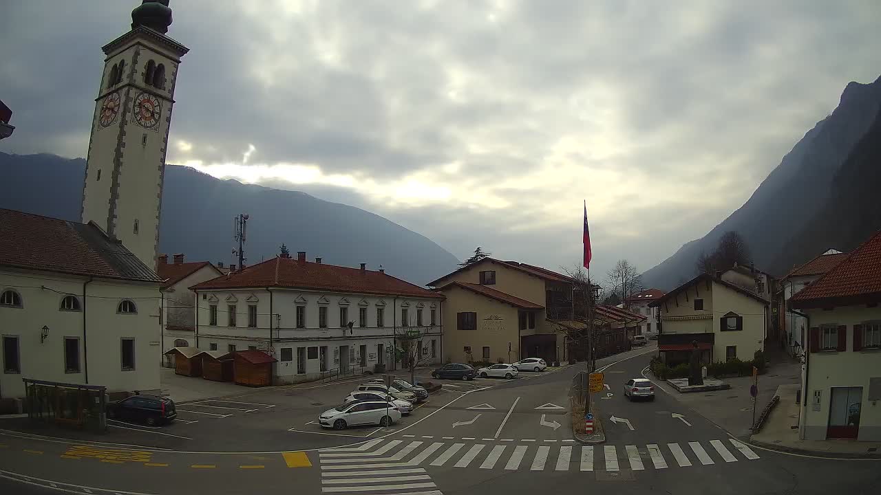 Cámara web en vivo Centro de la ciudad de Kobarid – Valle de Soča – Eslovenia