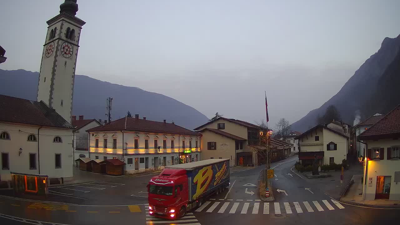 Live webcam Kobarid – Caporetto centro città – Valle dell’Isonzo – Slovenia