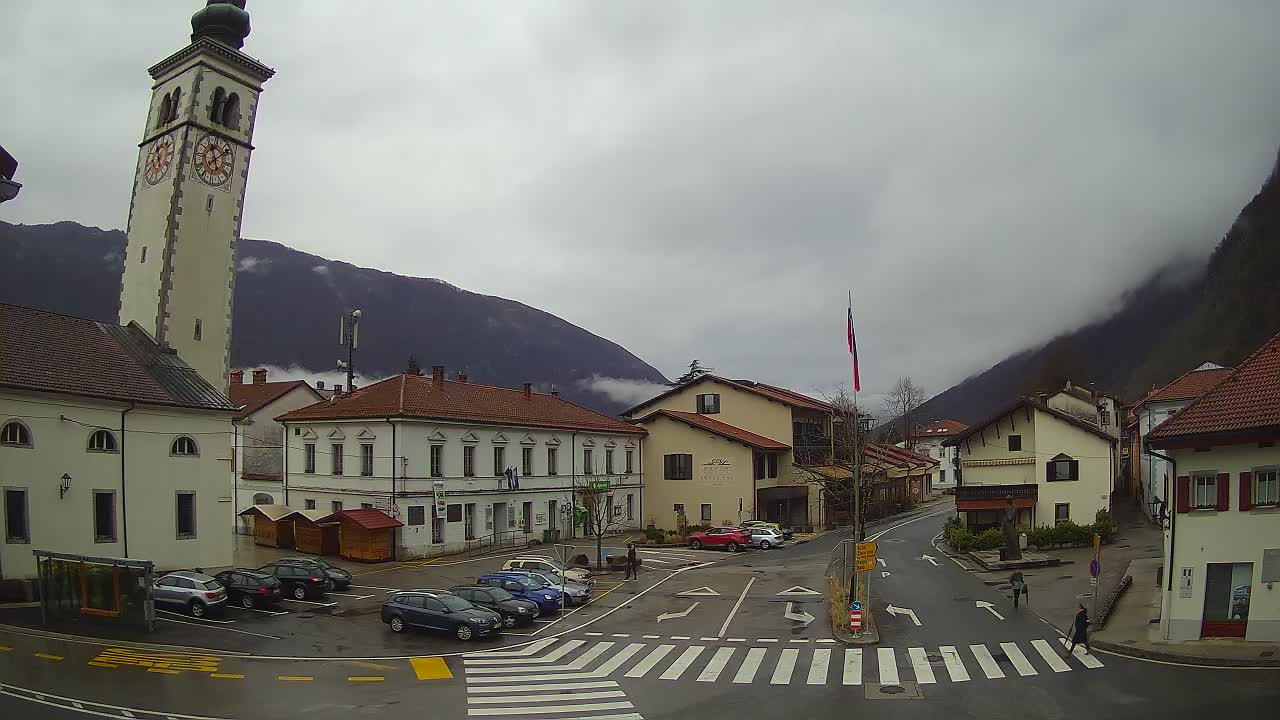 Cámara web en vivo Centro de la ciudad de Kobarid – Valle de Soča – Eslovenia