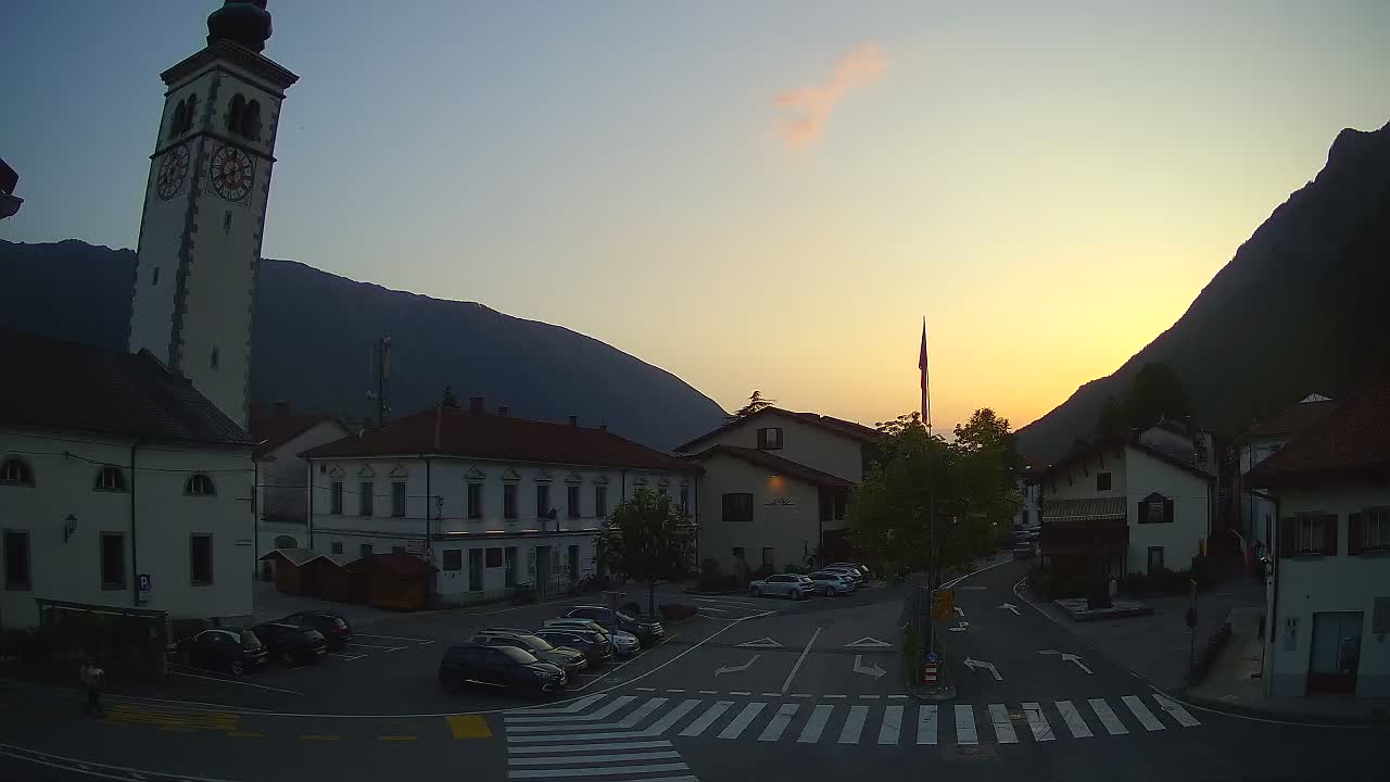 Cámara web en vivo Centro de la ciudad de Kobarid – Valle de Soča – Eslovenia