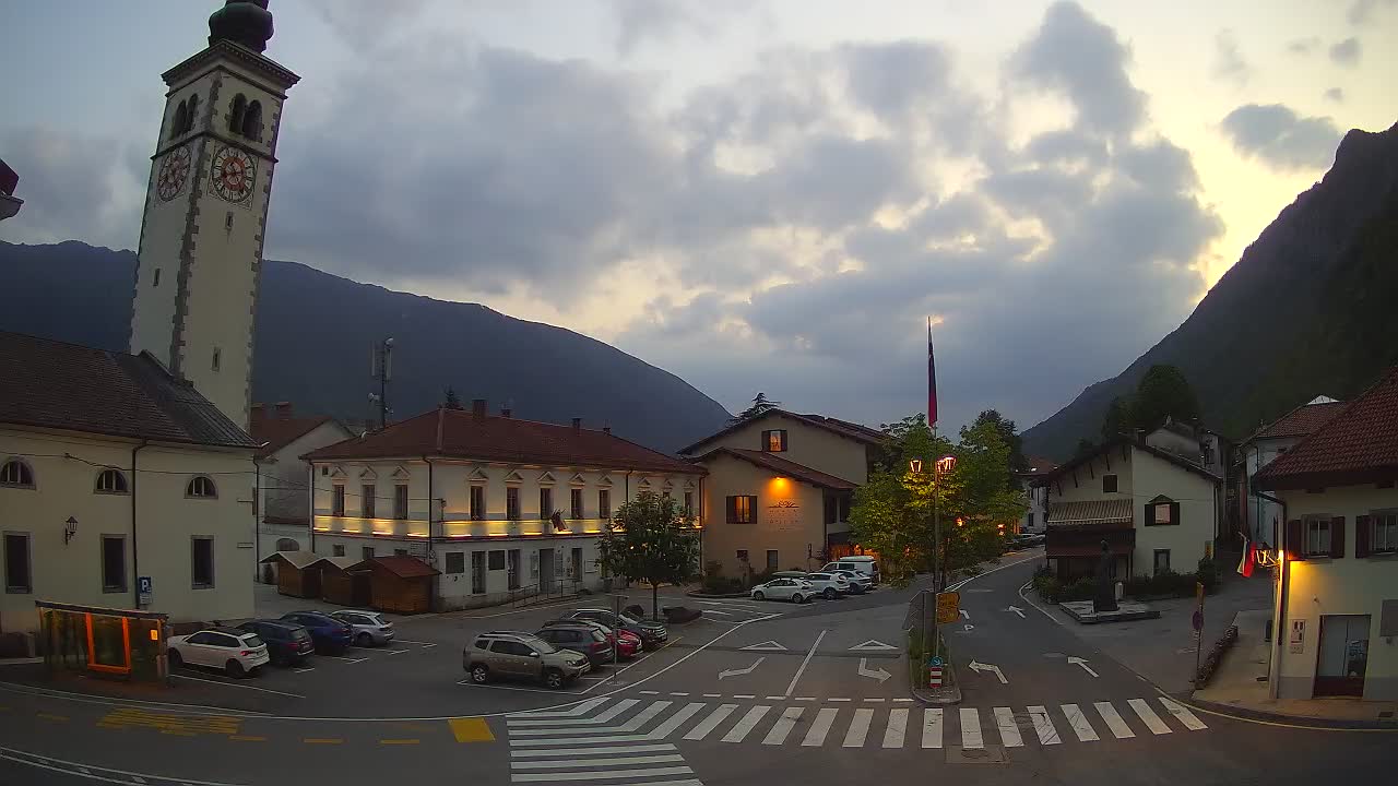 Cámara web en vivo Centro de la ciudad de Kobarid – Valle de Soča – Eslovenia