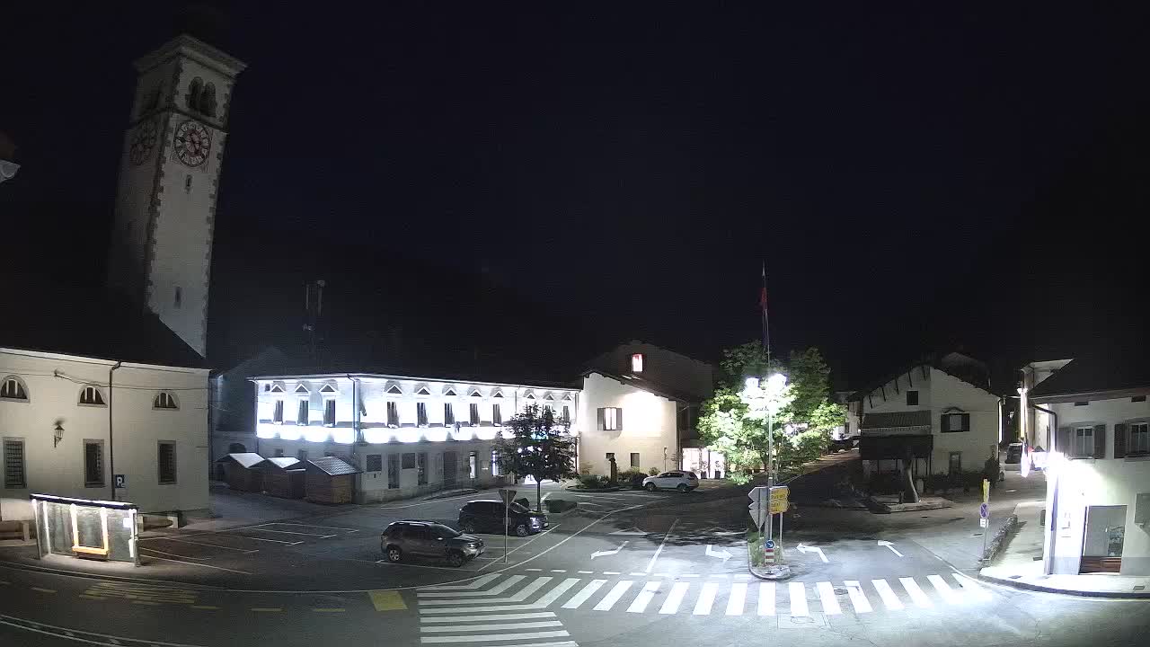 Spletna kamera Kobarid center mesta – dolina Soče – Slovenija