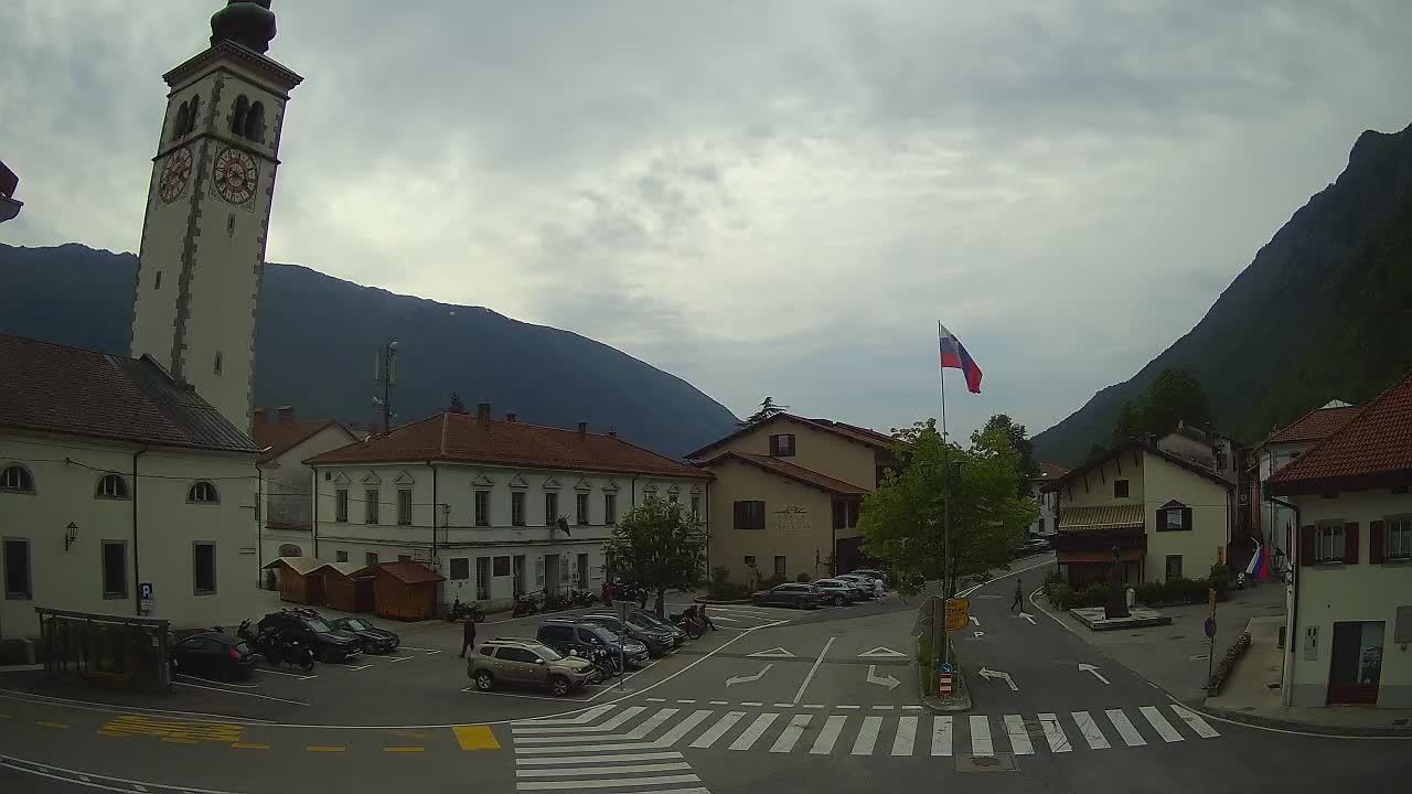 Cámara web en vivo Centro de la ciudad de Kobarid – Valle de Soča – Eslovenia
