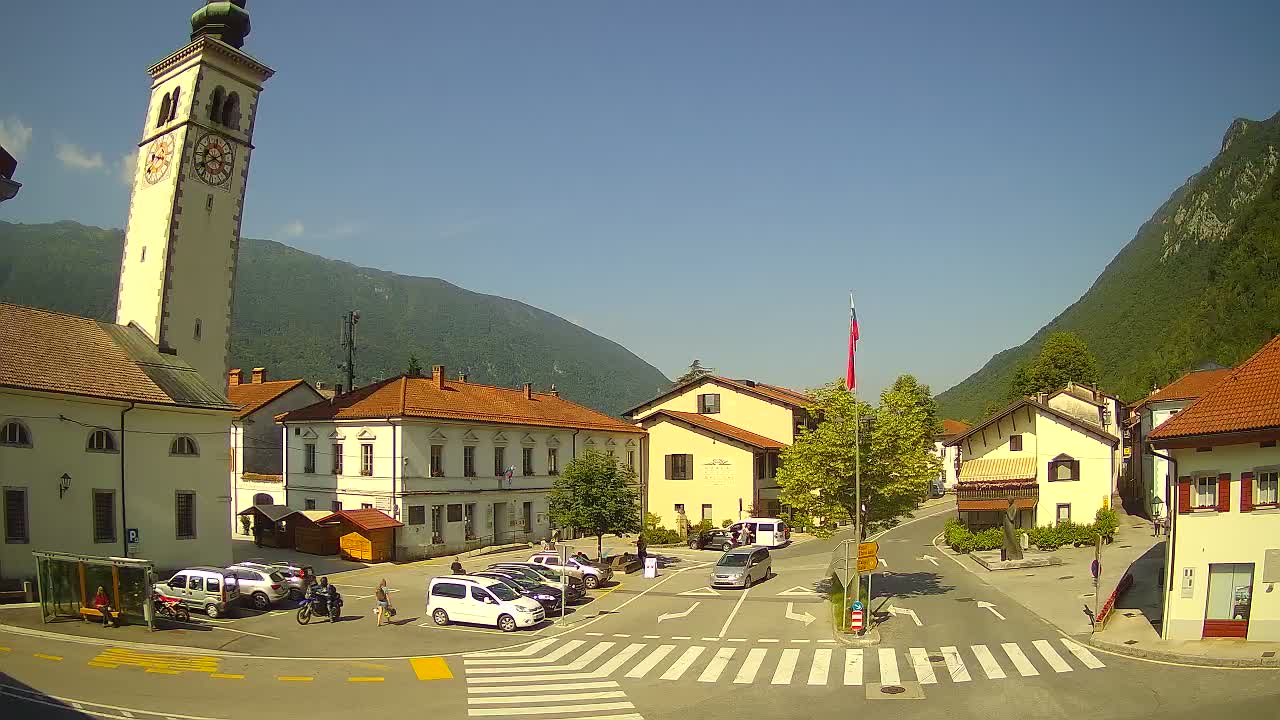 Web kamera uživo Centar grada Kobarida – dolina Soče – Slovenija
