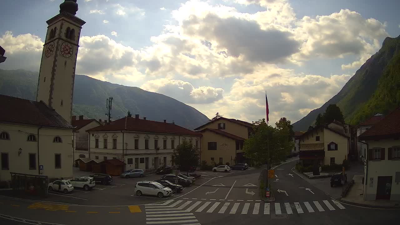 Live-Webcam Stadtzentrum von Kobarid – Soča-Tal – Slowenien