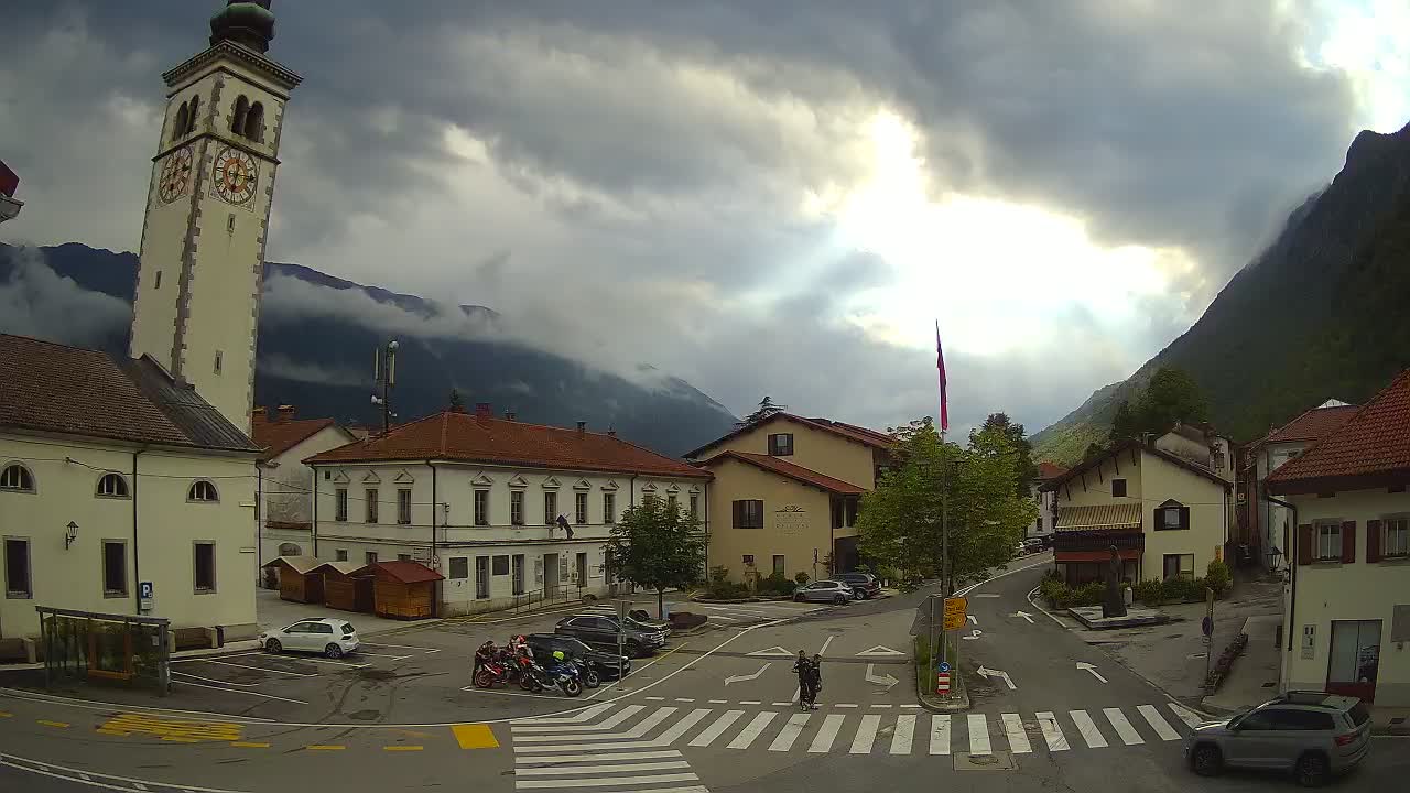 Live webcam Kobarid – Caporetto centro città – Valle dell’Isonzo – Slovenia