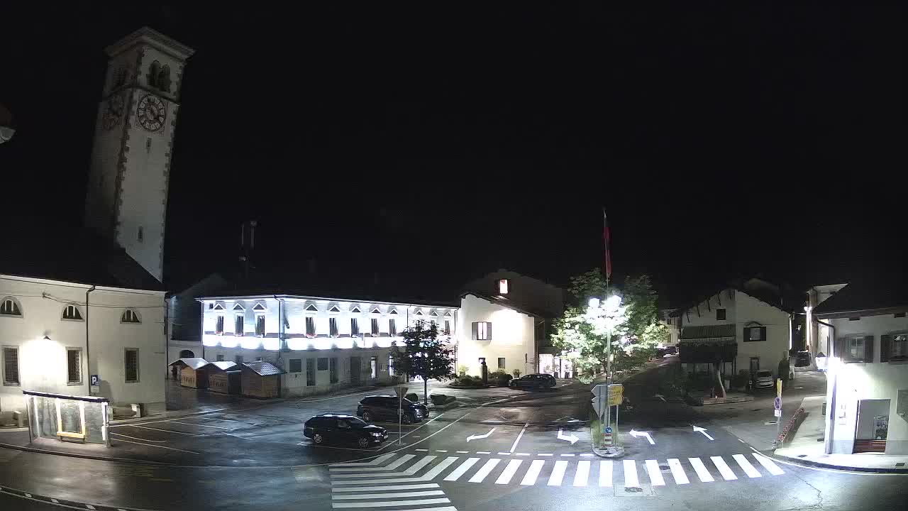 Spletna kamera Kobarid center mesta – dolina Soče – Slovenija