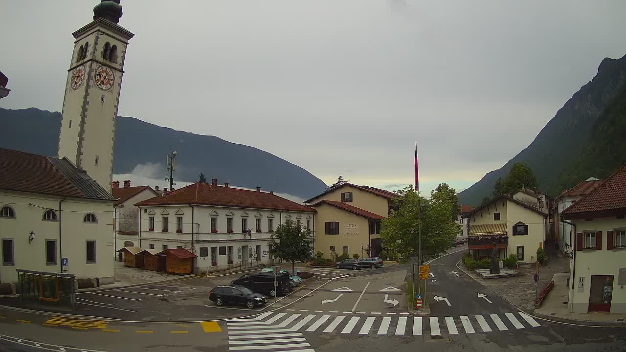 Cámara web en vivo Centro de la ciudad de Kobarid – Valle de Soča – Eslovenia