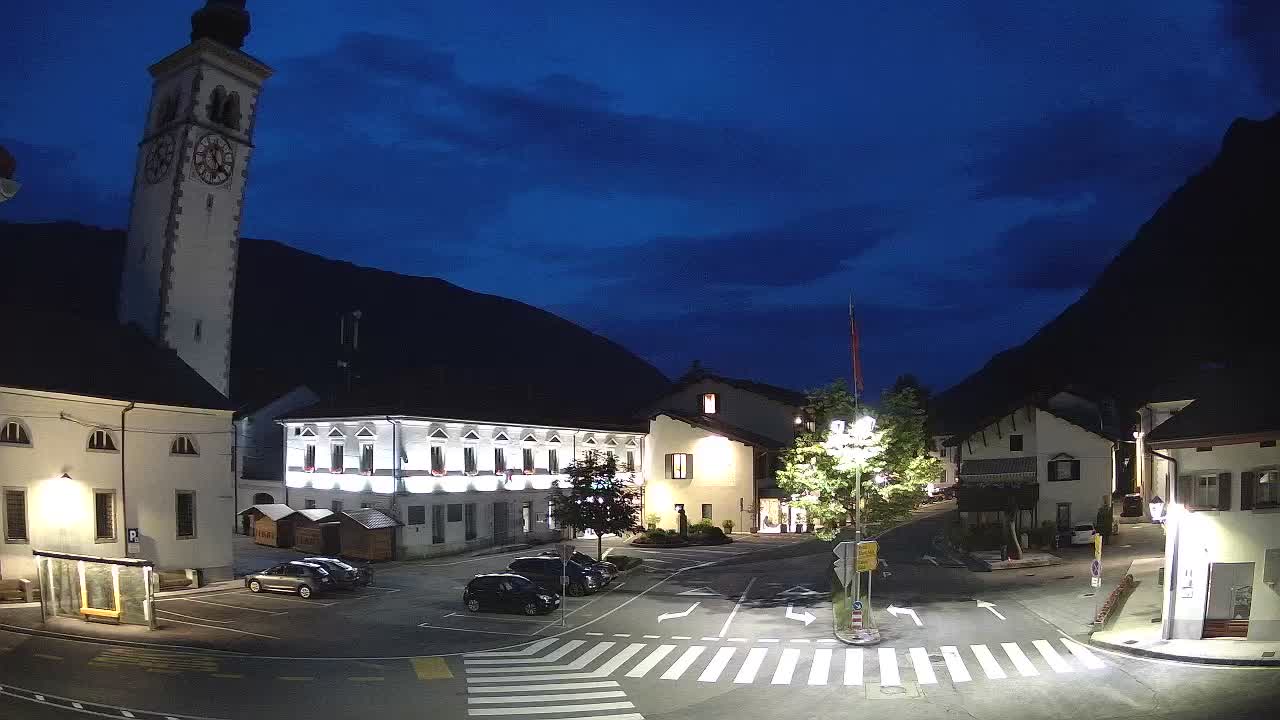 Spletna kamera Kobarid center mesta – dolina Soče – Slovenija