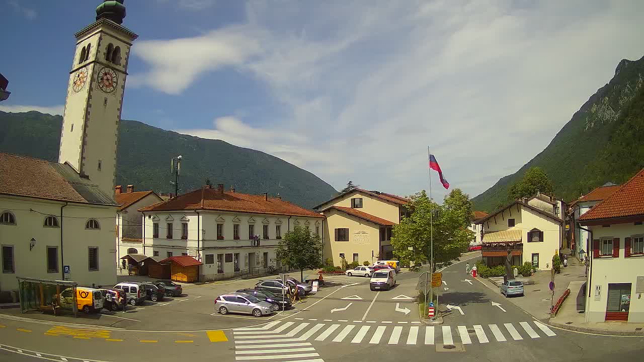 Cámara web en vivo Centro de la ciudad de Kobarid – Valle de Soča – Eslovenia