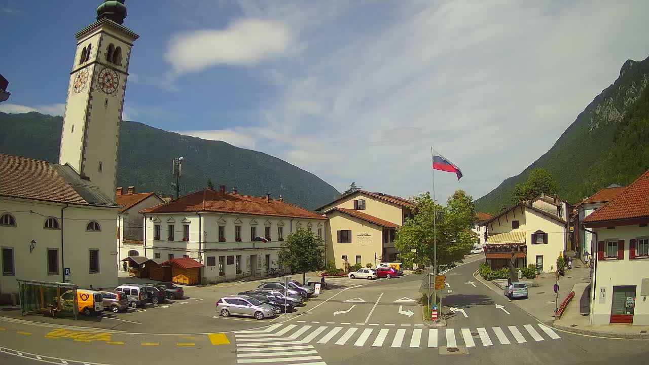 Cámara web en vivo Centro de la ciudad de Kobarid – Valle de Soča – Eslovenia