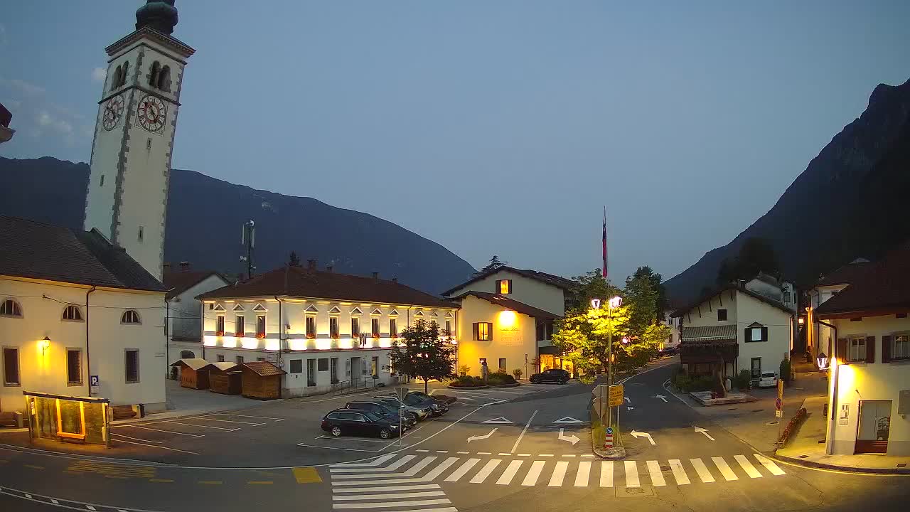 Cámara web en vivo Centro de la ciudad de Kobarid – Valle de Soča – Eslovenia