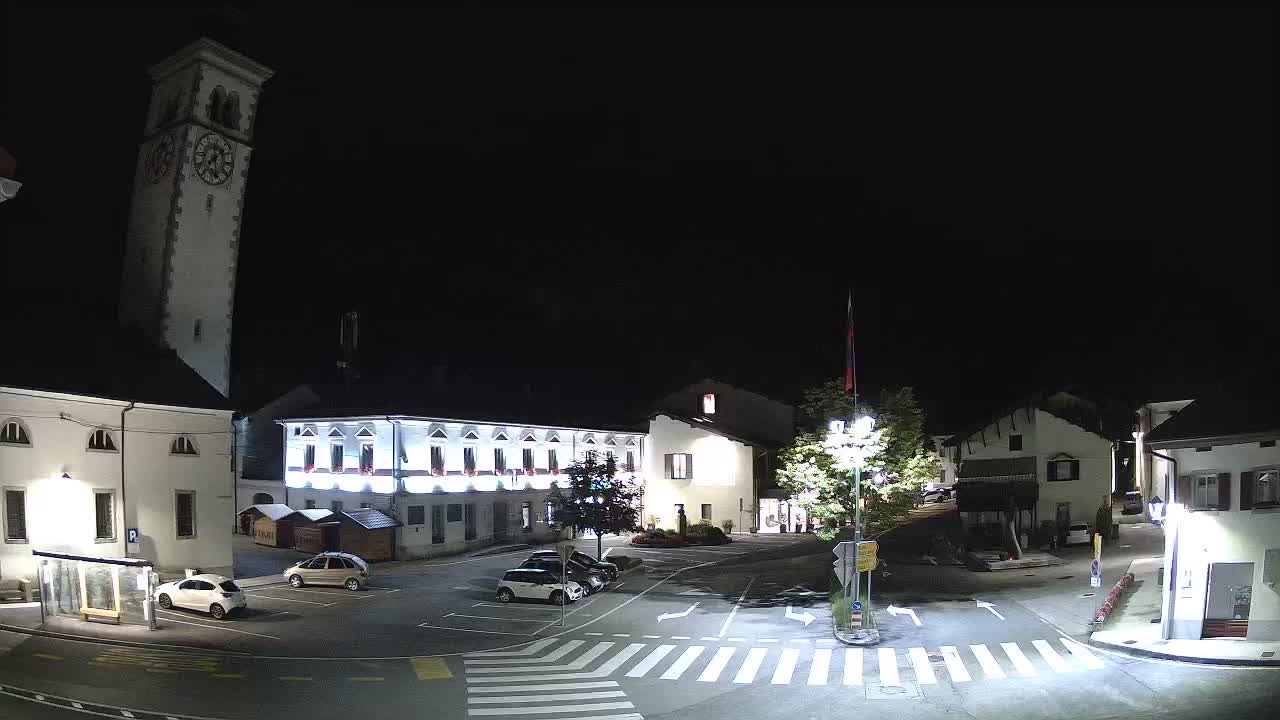 Spletna kamera Kobarid center mesta – dolina Soče – Slovenija