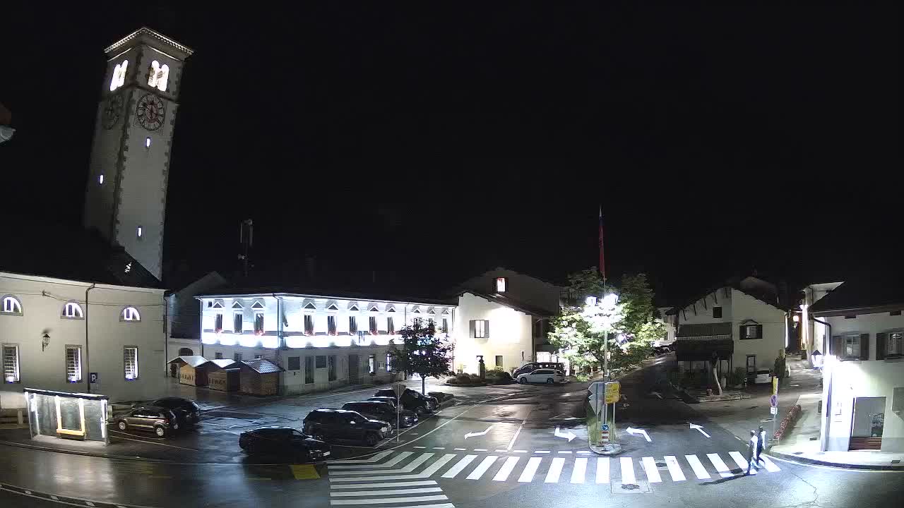 Spletna kamera Kobarid center mesta – dolina Soče – Slovenija