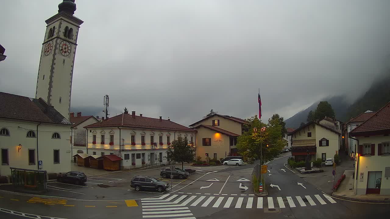Cámara web en vivo Centro de la ciudad de Kobarid – Valle de Soča – Eslovenia