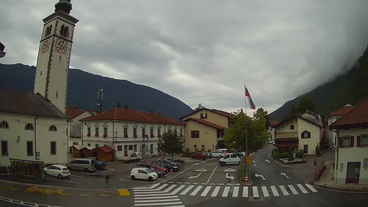 Cámara web en vivo Centro de la ciudad de Kobarid – Valle de Soča – Eslovenia