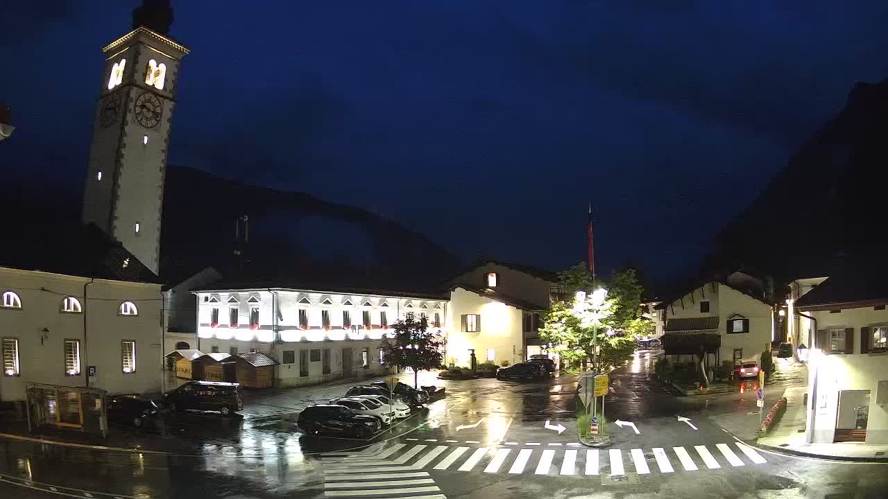 Spletna kamera Kobarid center mesta – dolina Soče – Slovenija