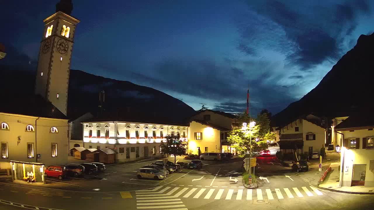 Spletna kamera Kobarid center mesta – dolina Soče – Slovenija