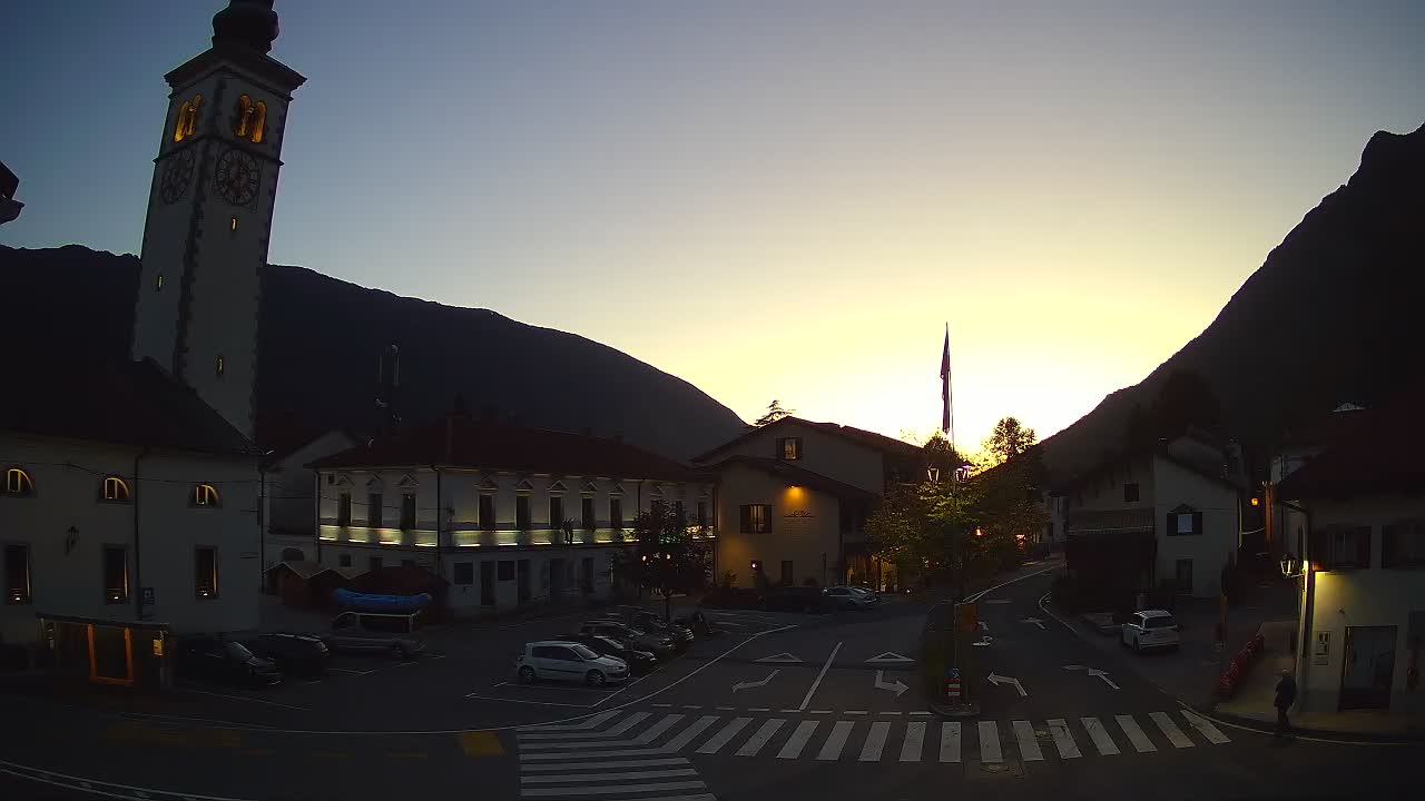 Cámara web en vivo Centro de la ciudad de Kobarid – Valle de Soča – Eslovenia