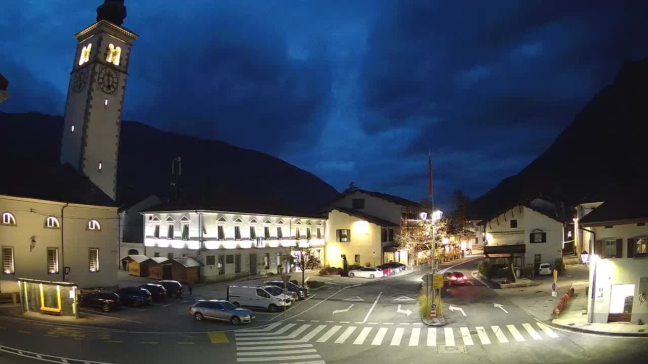 Web kamera uživo Centar grada Kobarida – dolina Soče – Slovenija