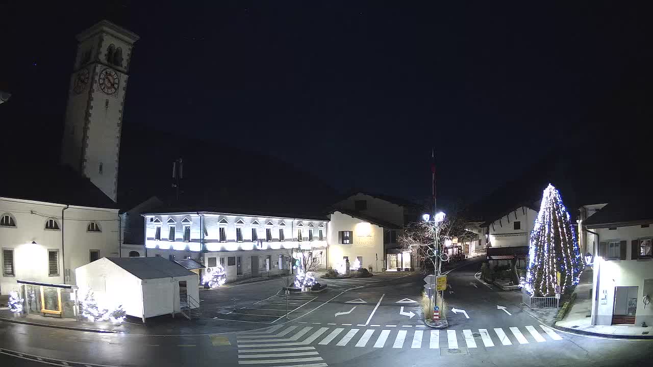 Spletna kamera Kobarid center mesta – dolina Soče – Slovenija