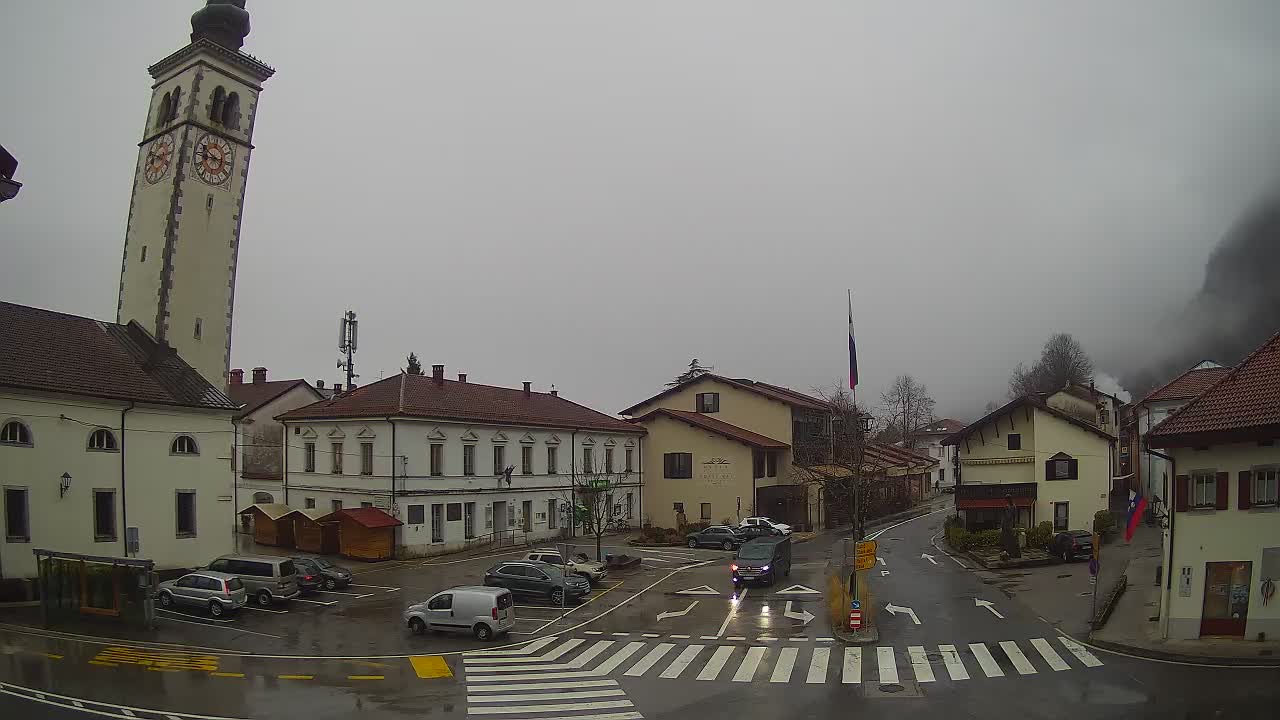 Cámara web en vivo Centro de la ciudad de Kobarid – Valle de Soča – Eslovenia