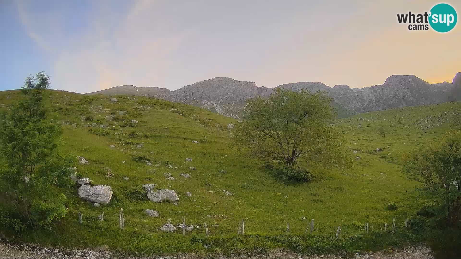 Spletna kamera Planina Kuhinja – KRN – Kobarid