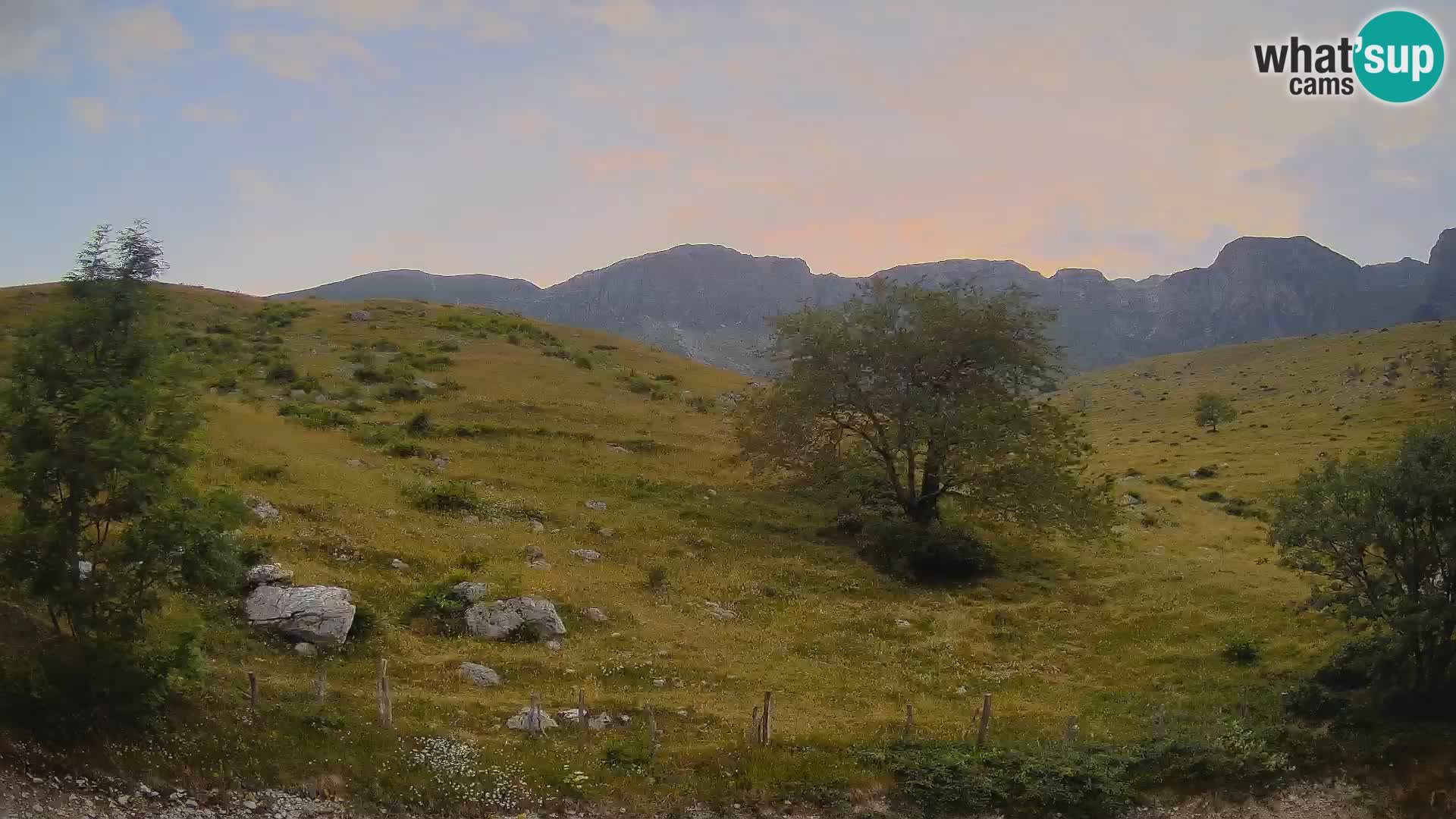 Webcam Krn – Planina Kuhinja ( Plateau Kuhinja ) – Kobarid – Slovenia