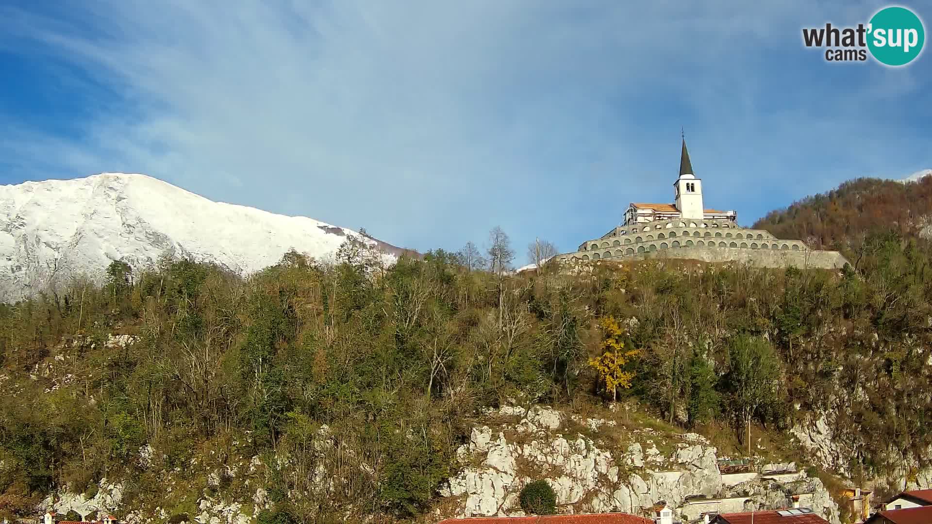 Kobarid-Webcam – Blick auf das Beinhaus aus dem 1. Weltkrieg