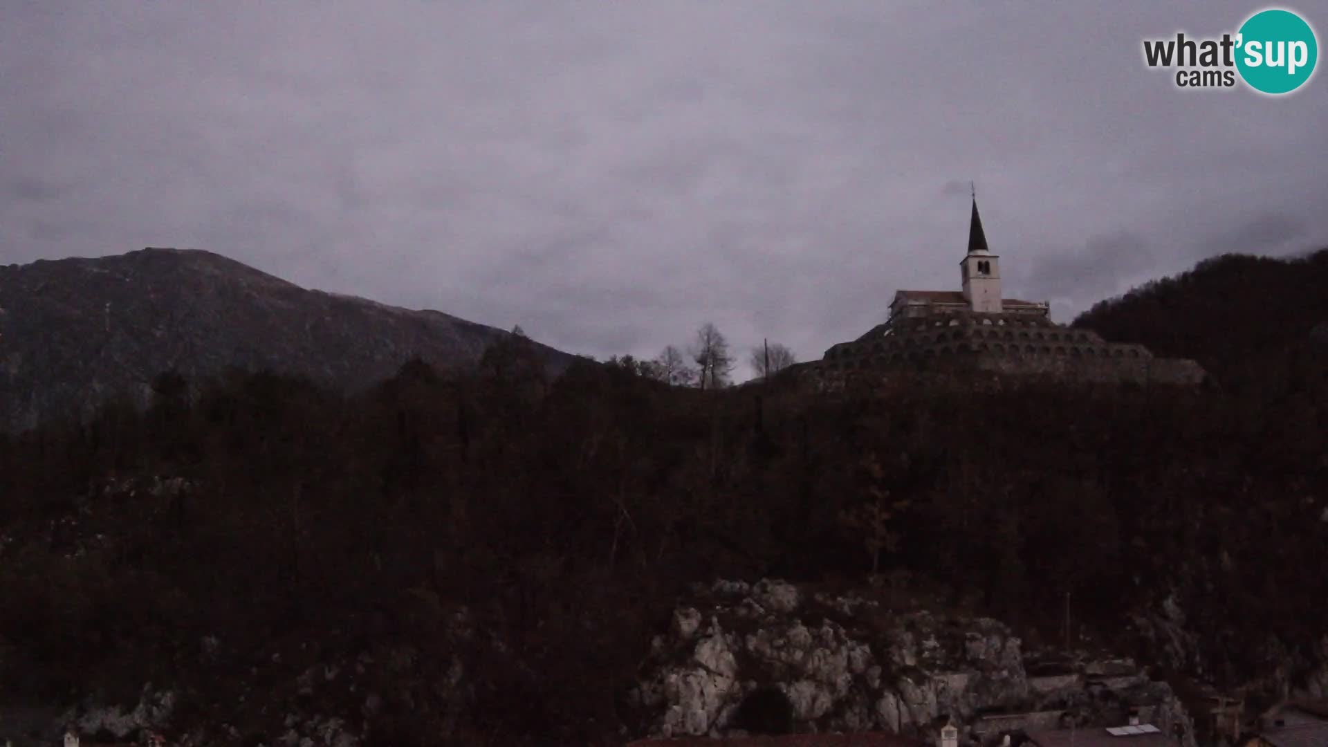 Caporetto webcam – Veduta dell’Ossario della prima guerra mondiale