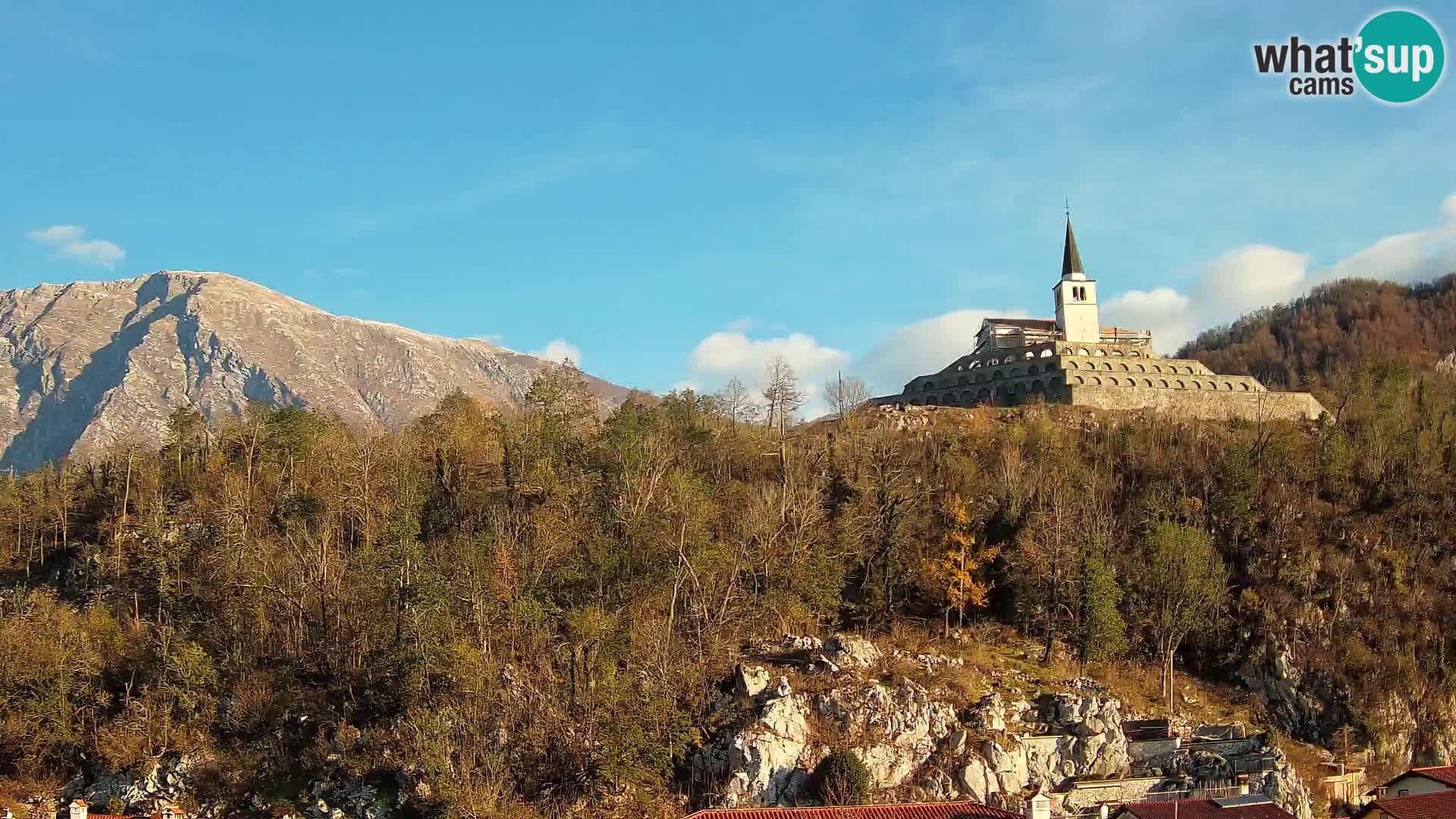 Kobarid-Webcam – Blick auf das Beinhaus aus dem 1. Weltkrieg