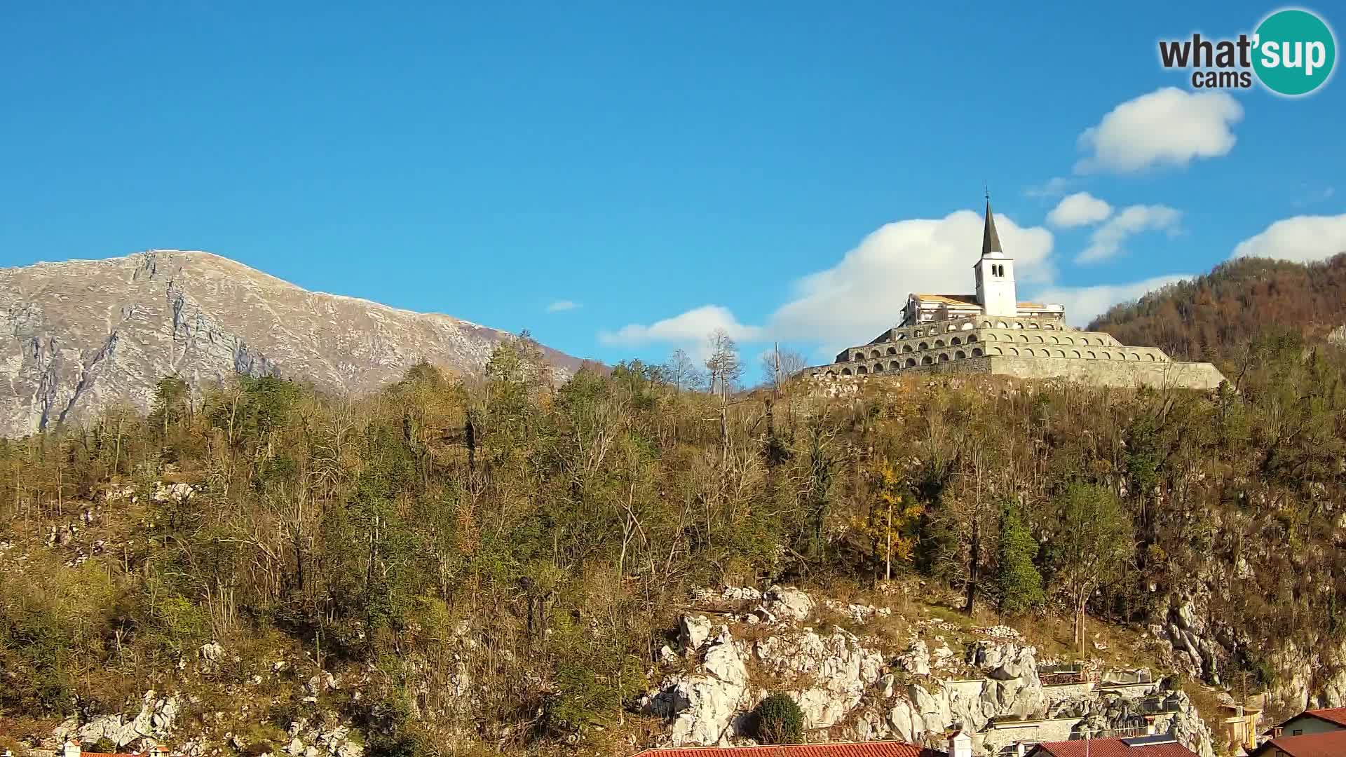 Kobarid-Webcam – Blick auf das Beinhaus aus dem 1. Weltkrieg