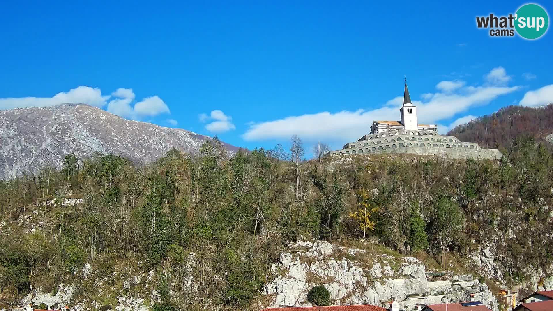 Kobarid-Webcam – Blick auf das Beinhaus aus dem 1. Weltkrieg