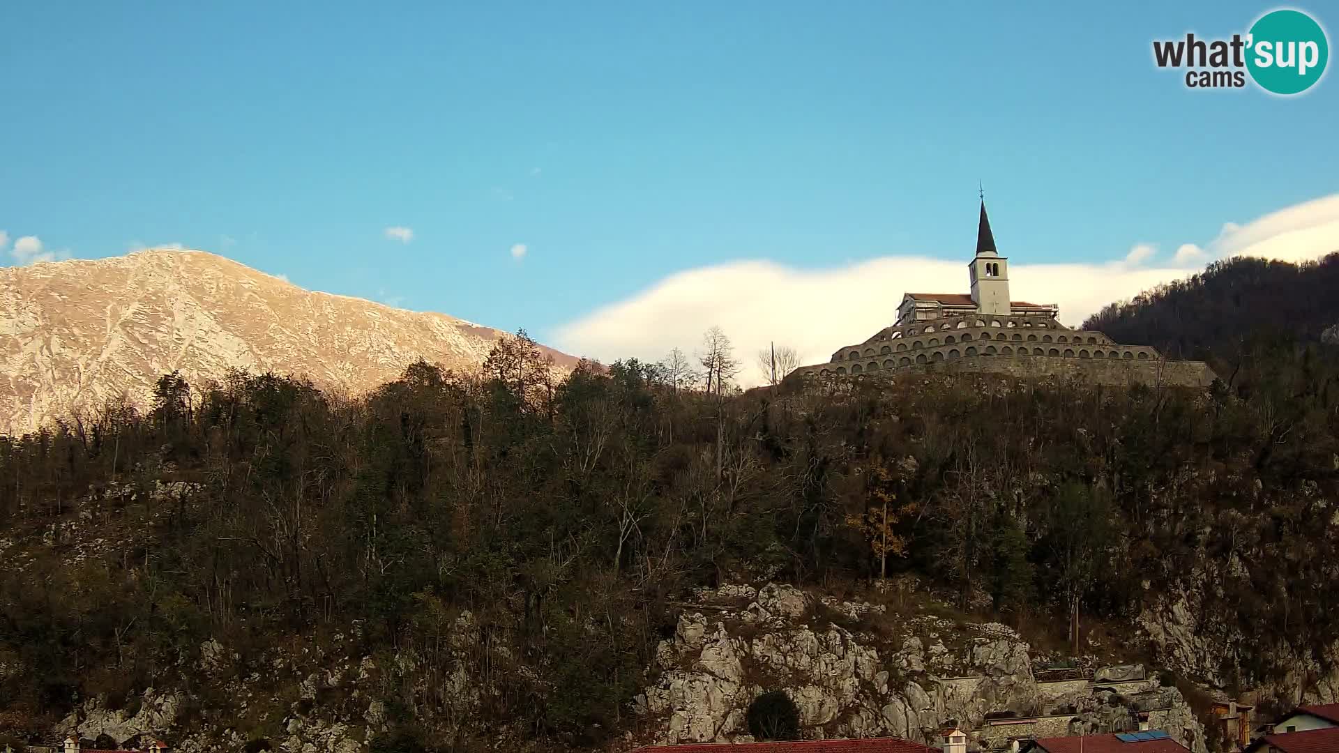 Caporetto webcam – Veduta dell’Ossario della prima guerra mondiale