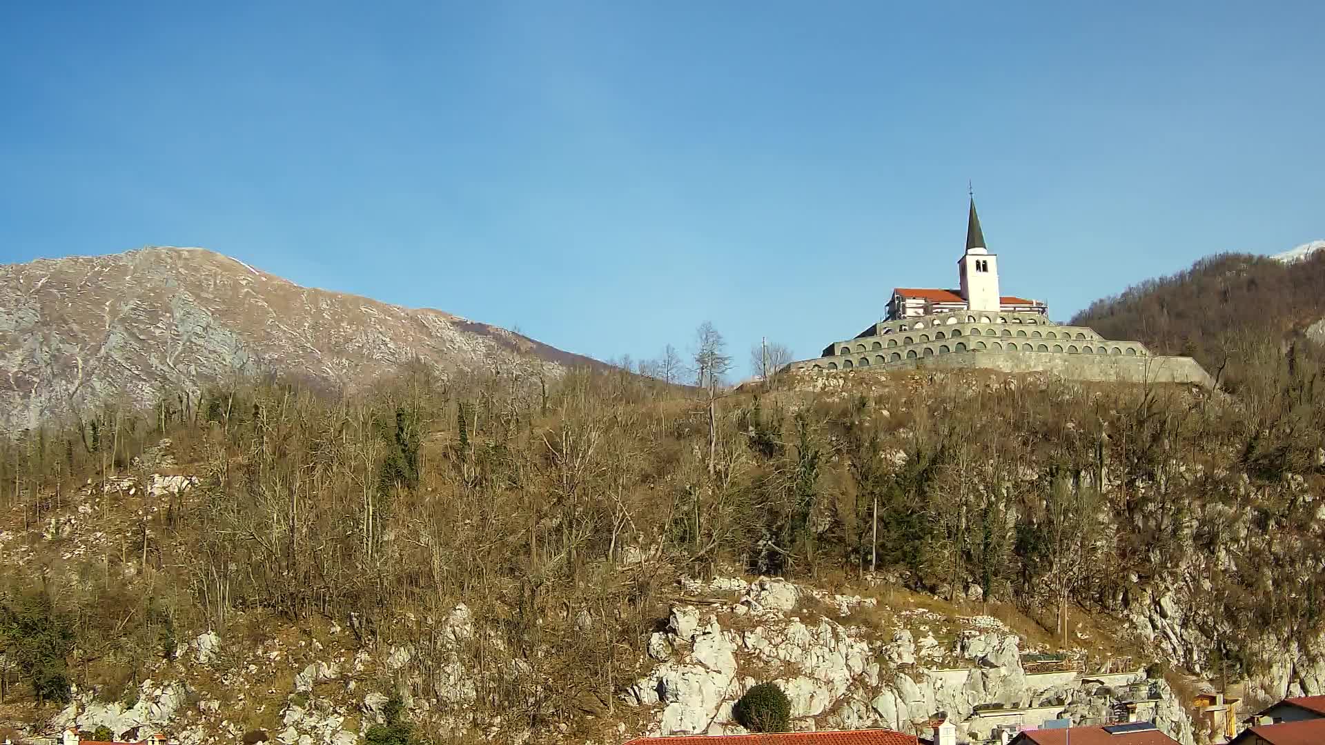 Kobarid webcam – View to Charnel House from 1st world war