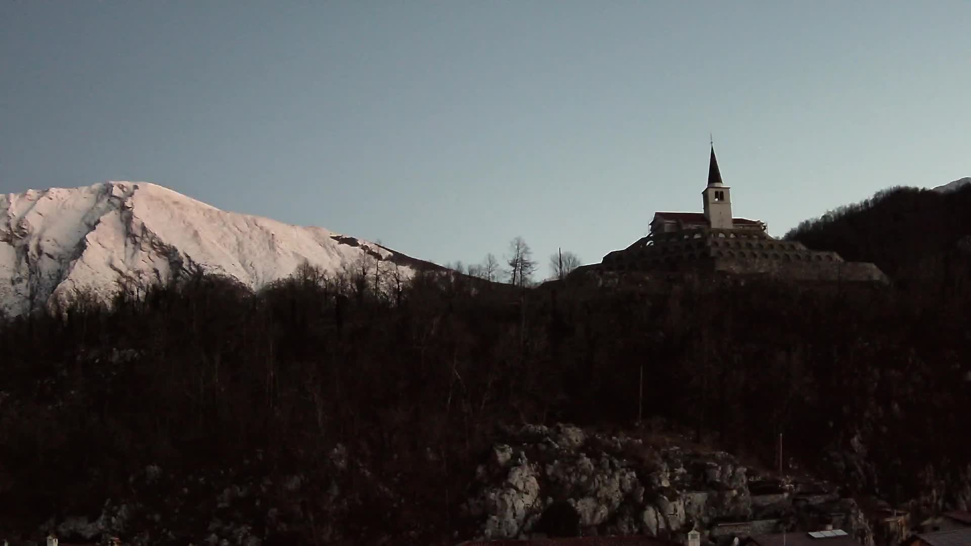 Kobarid webcam – View to Charnel House from 1st world war