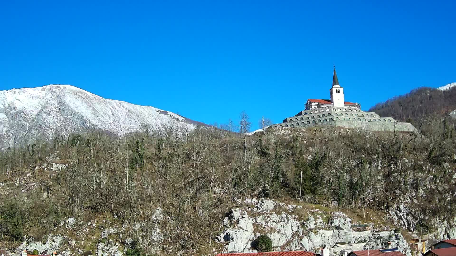 Caporetto webcam – Veduta dell’Ossario della prima guerra mondiale