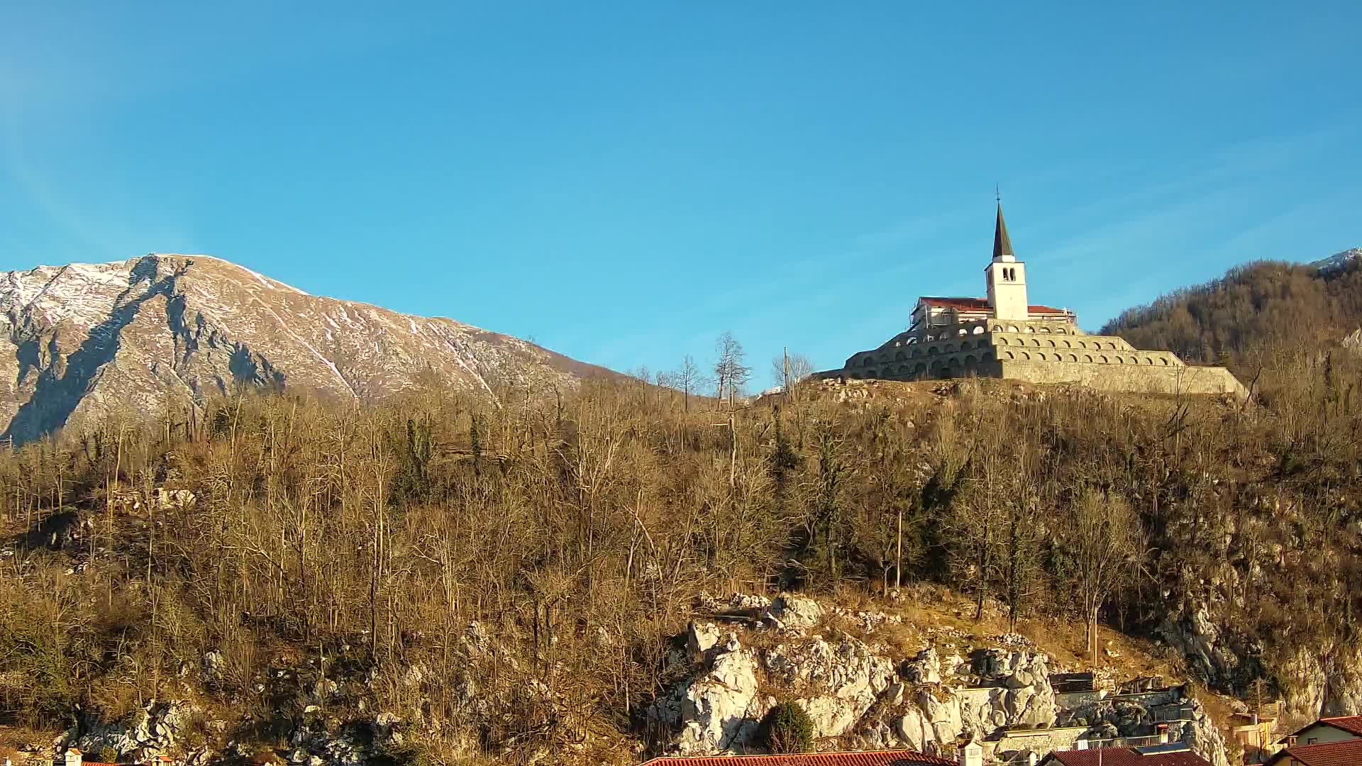 Kobarid webcam – View to Charnel House from 1st world war