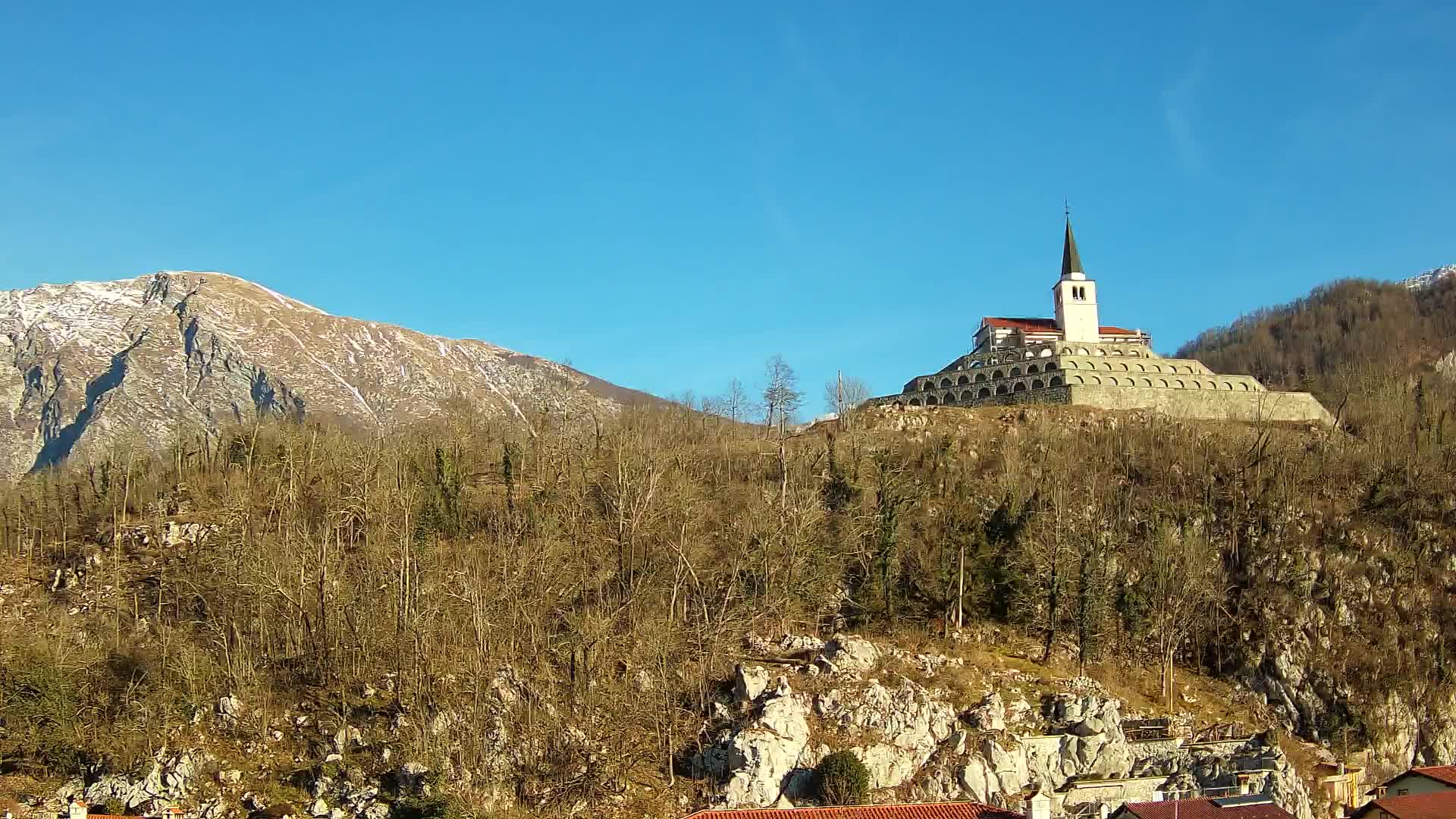 Kobarid webcam – View to Charnel House from 1st world war