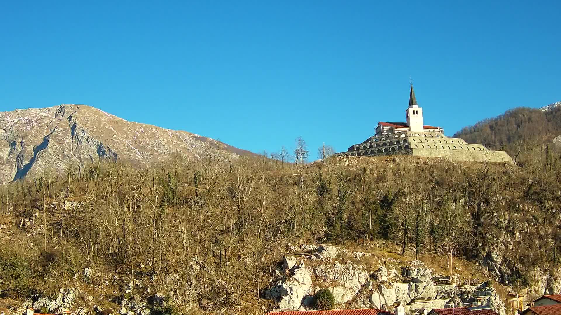 Kobarid webcam – View to Charnel House from 1st world war