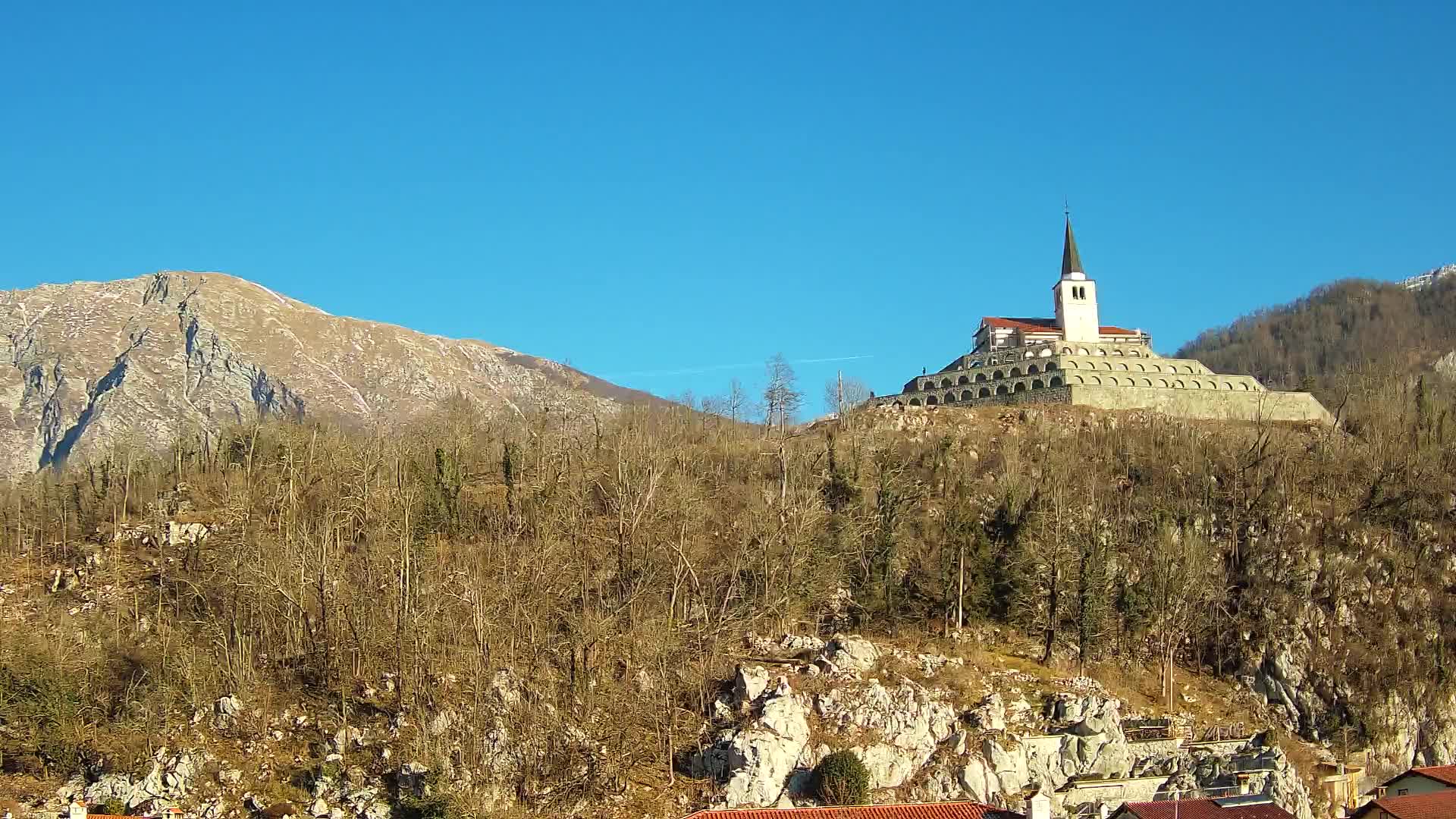 Kobarid webcam – View to Charnel House from 1st world war