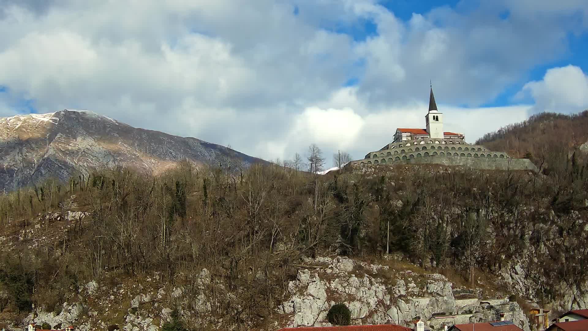 Kobarid webcam – View to Charnel House from 1st world war