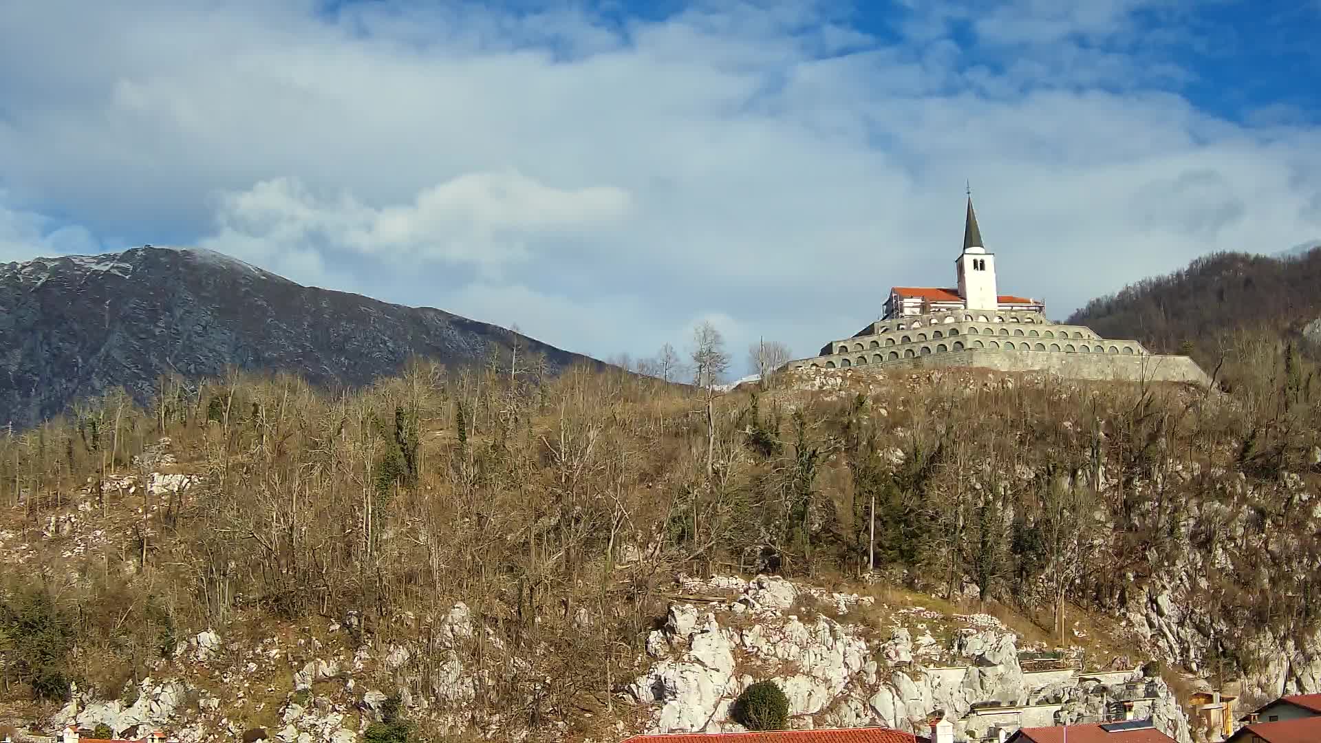 Kobarid webcam – View to Charnel House from 1st world war