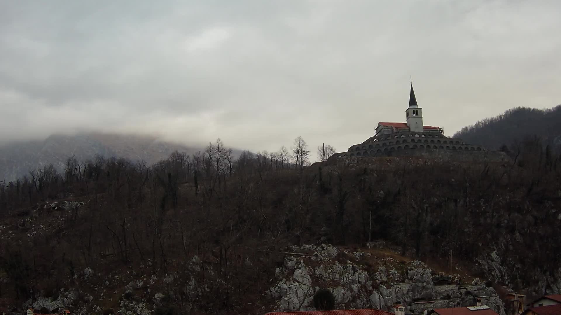 Caporetto webcam – Veduta dell’Ossario della prima guerra mondiale